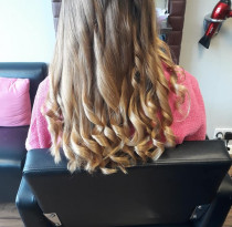 Harrogate Salon | Ombre curls | A Cut Above The Rest Harrogate Salon | Ombre curls | A Cut Above The Rest